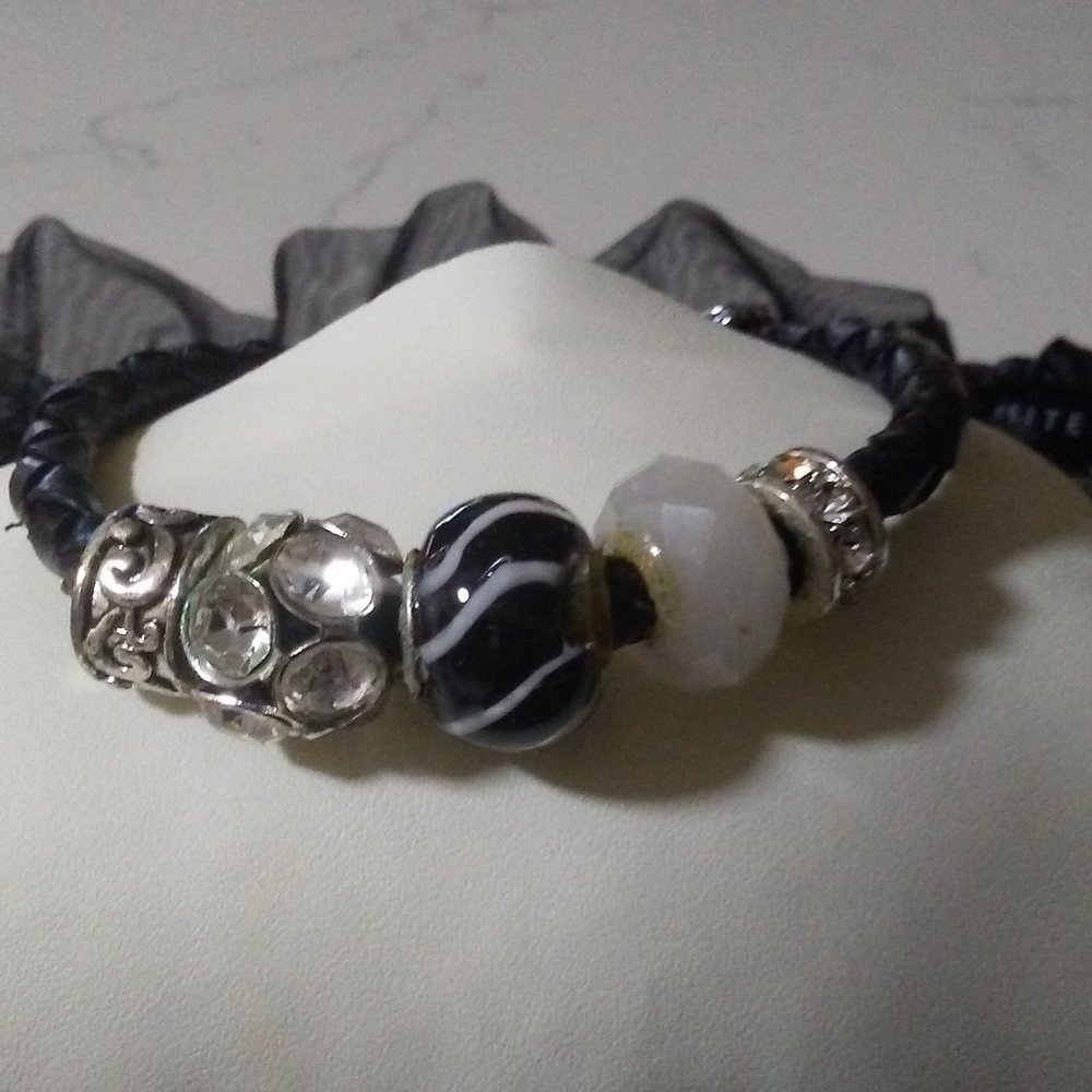 Bracelet, Pandora Style - Picture 3 of 4